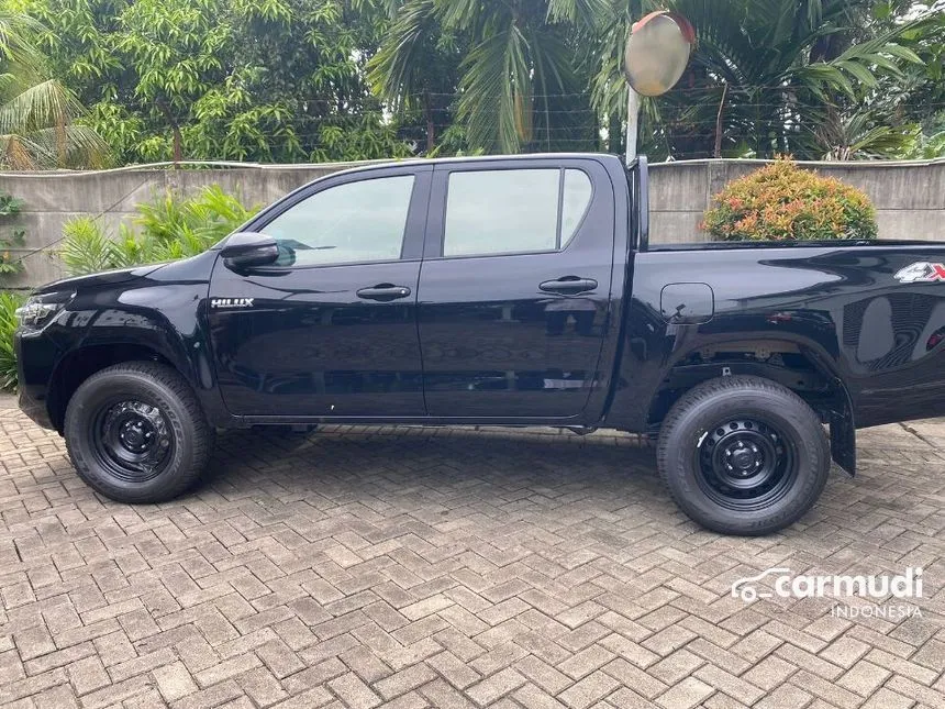 2024 Toyota Hilux V Dual Cab Pick-up