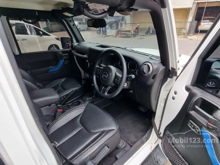 2015 Jeep Wrangler Renegade Plus SUV