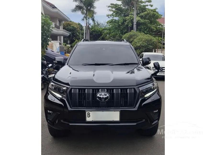 2023 Toyota Land Cruiser Prado TX L SUV