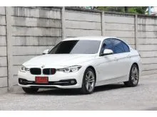 2017 BMW 330e 2.0 F30 (ปี 16-20) Iconic Sedan