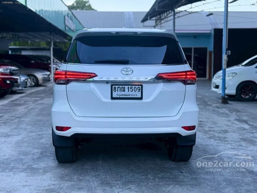 2019 Toyota FORTUNER V SUV