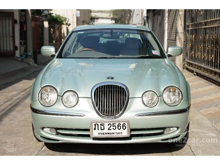 2000 Jaguar S-Type Sedan