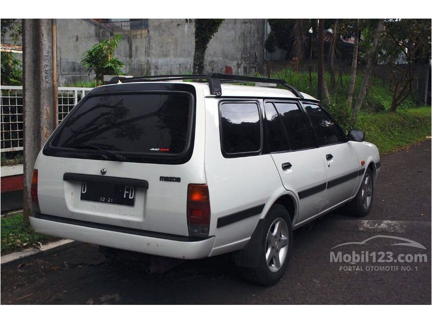 1995 Mazda Van Trend 1.4 Manual Sedan