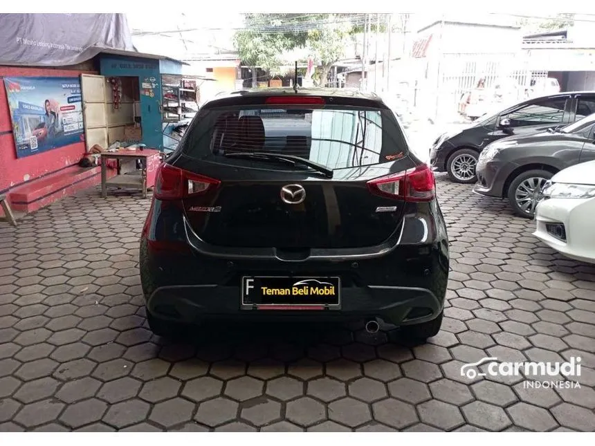 2015 Mazda 2 R Hatchback