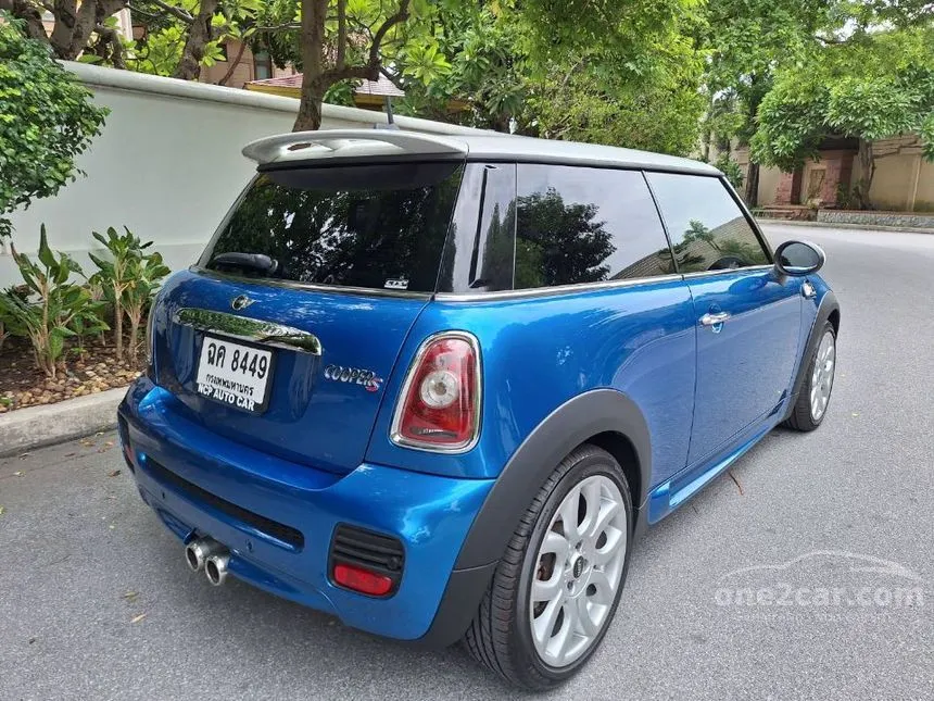 2009 Mini COOPER Look 2 Hatchback