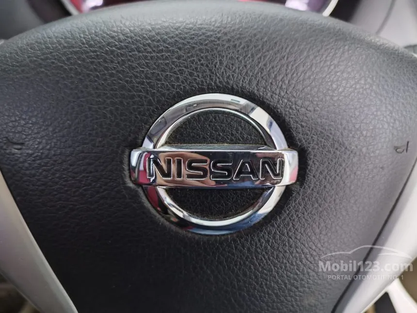 2017 Nissan Grand Livina SV MPV