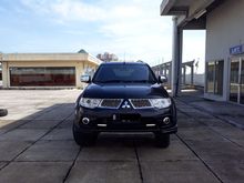 2013 Mitsubishi Pajero Sport 2.5 Dakar SUV matic hitam dp75jt saja