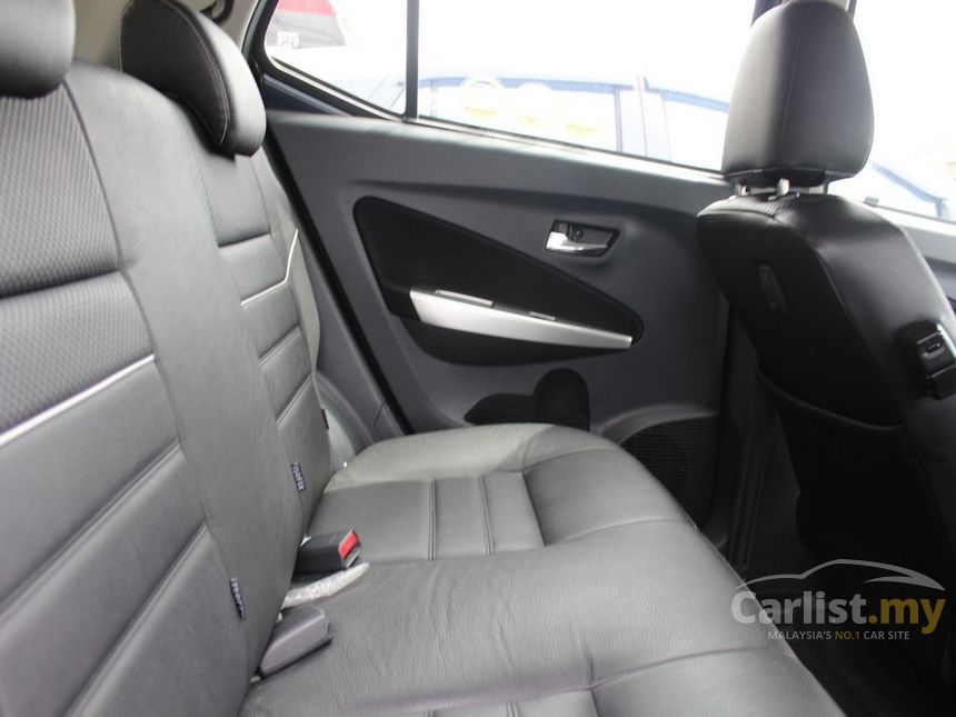 Perodua Axia 2018 Advance 1.0 in Johor Automatic Hatchback 