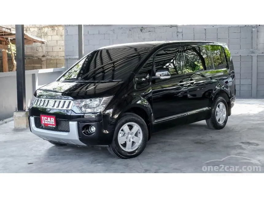2015 Mitsubishi Delica Space Wagon Wagon