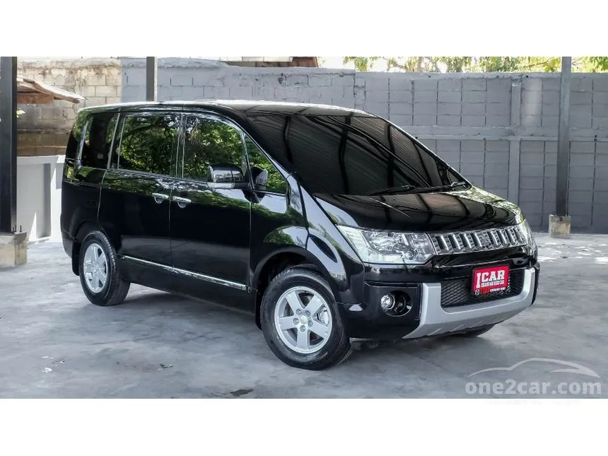 2015 Mitsubishi Delica Space Wagon Wagon