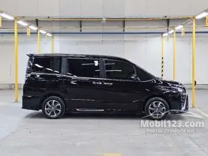 2020 Toyota Voxy 2.0 MPV
