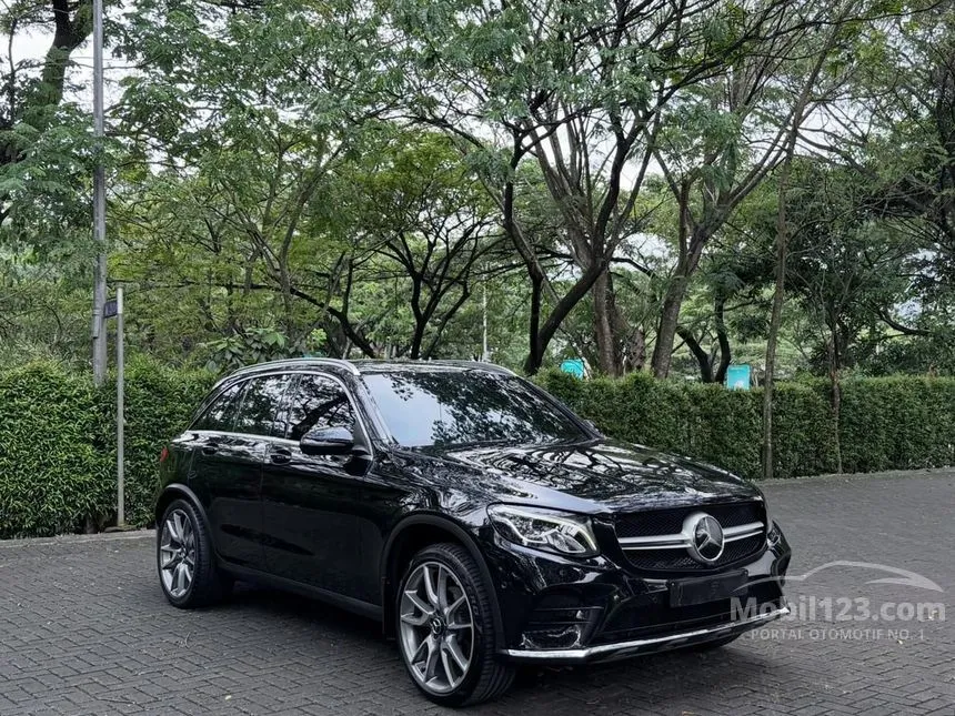 2017 Mercedes-Benz GLC200 AMG SUV
