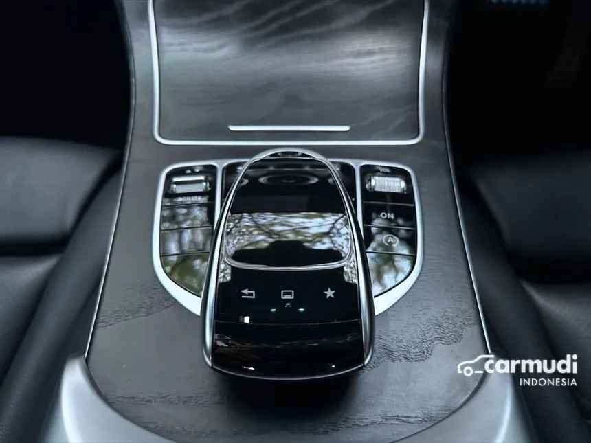 2015 Mercedes-Benz C250 AMG Sedan