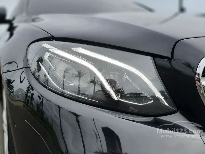 2017 Mercedes-Benz E250 Avantgarde CKD Sedan