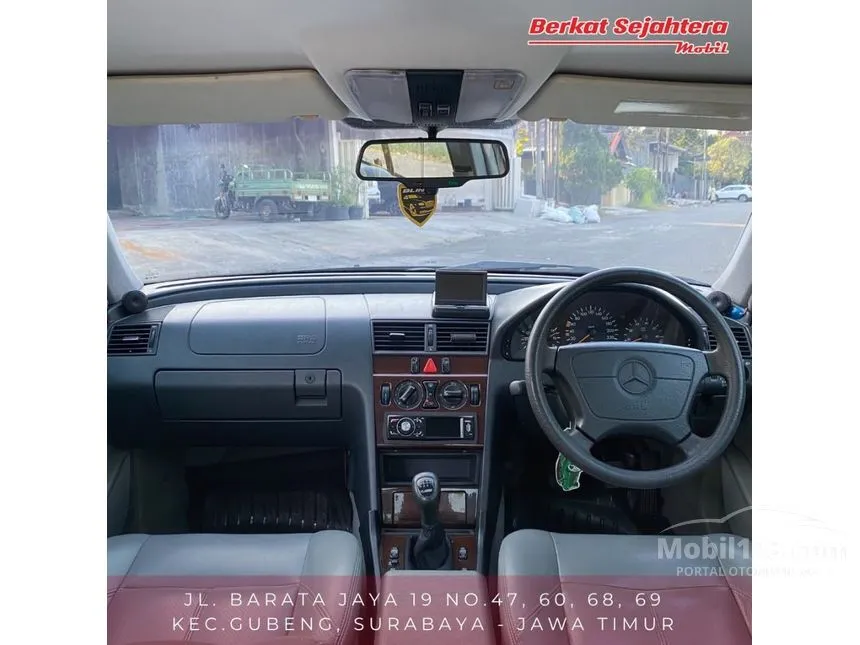 1997 Mercedes-Benz C230 Classic Sedan
