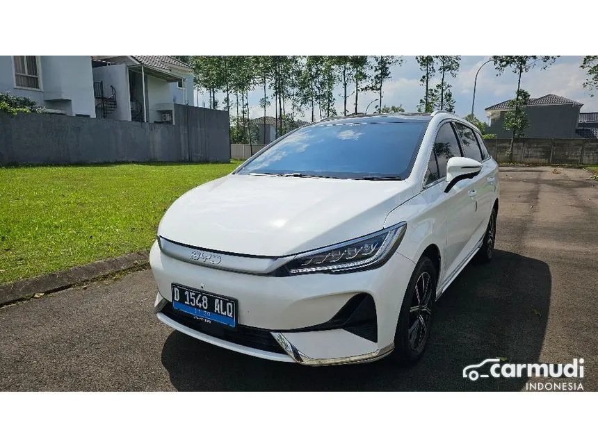 2024 BYD M6 Superior Captain 6-seater MPV