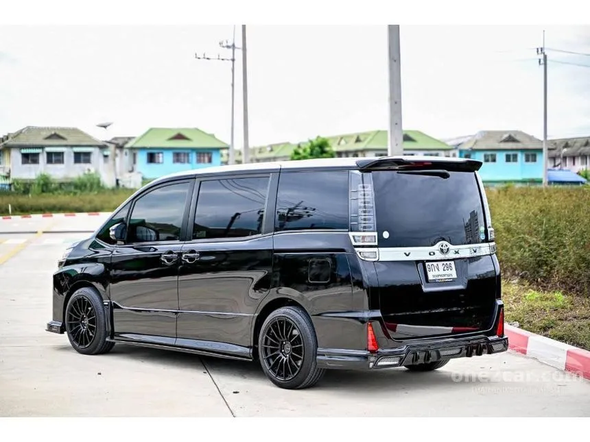 2018 Toyota VOXY ZS Van