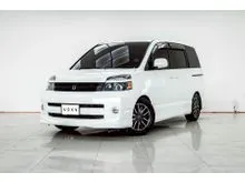 2017 Toyota VOXY 2.0 (ปี 01-13) Van