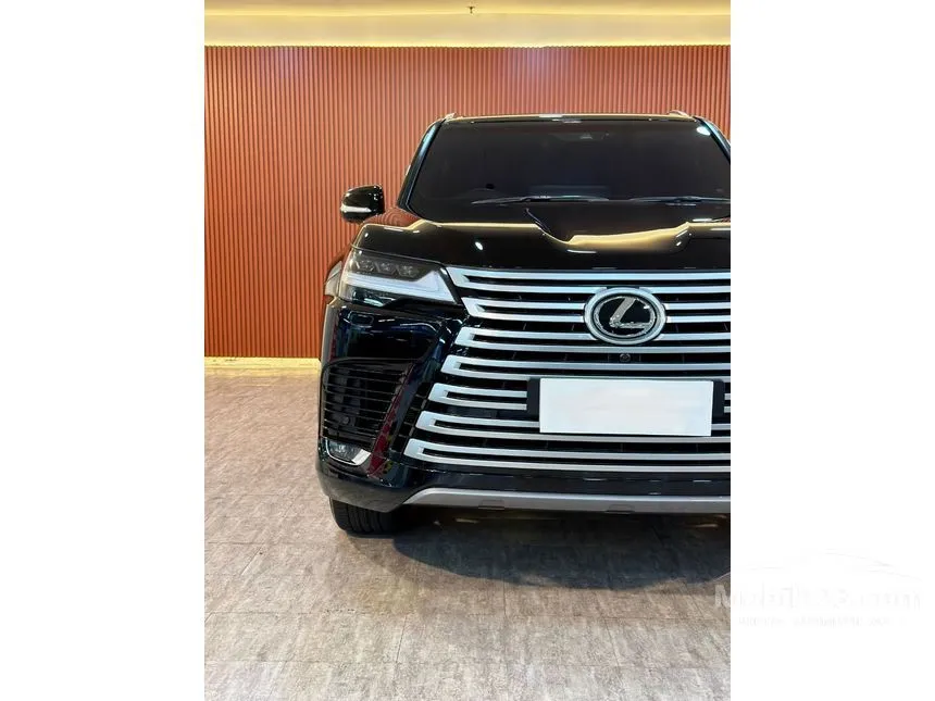 2023 Lexus LX 600 VIP SUV