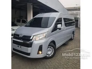 2025 Toyota Hiace 2.8 Premio Van