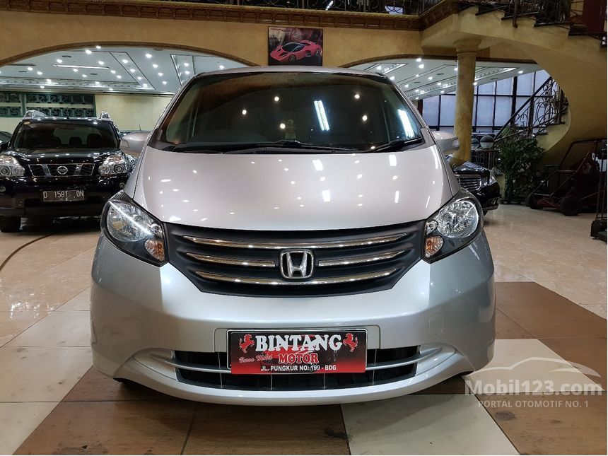  Jual  Mobil  Honda  Freed  2012  E 1 5 di Jawa Barat Automatic 