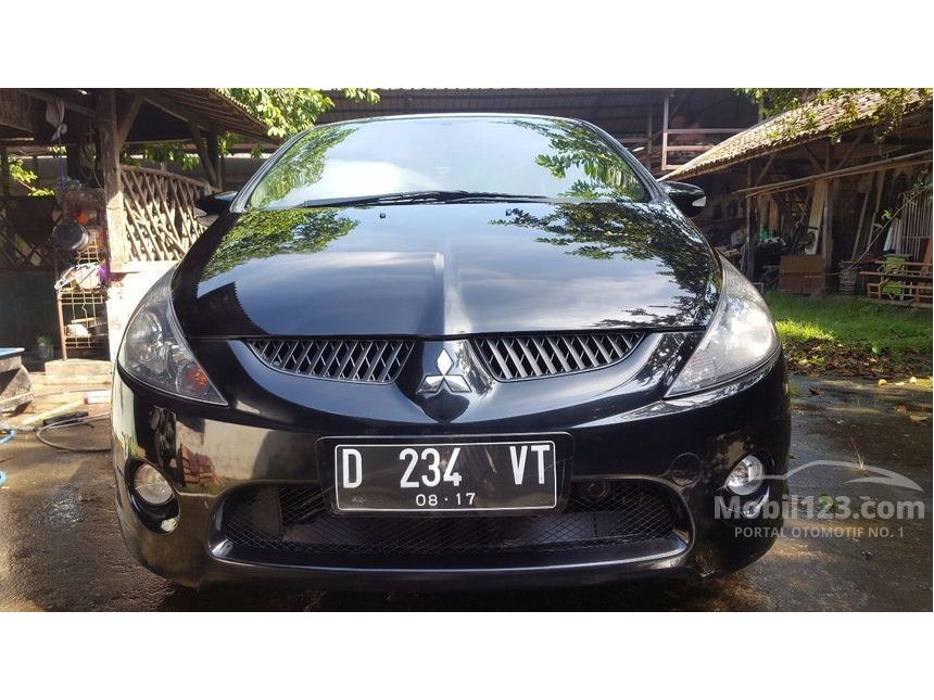 Jual Mobil Mitsubishi Grandis 2006 2.4 di Jawa Barat Jual Mobil Mitsubishi Grandis 2006 2.4 di Jawa Barat