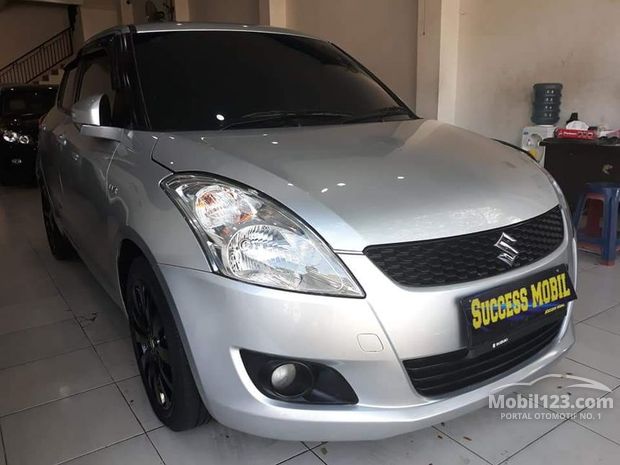 Suzuki Swift SPORT Mobil Bekas Baru dijual di Indonesia 