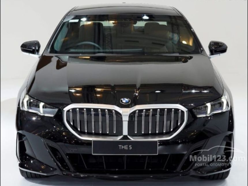 Jual Mobil BMW 520i 2025 M Sport 2.0 di Jawa Barat Automatic Sedan ...