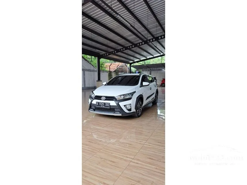 2017 Toyota Yaris TRD Sportivo Heykers Hatchback