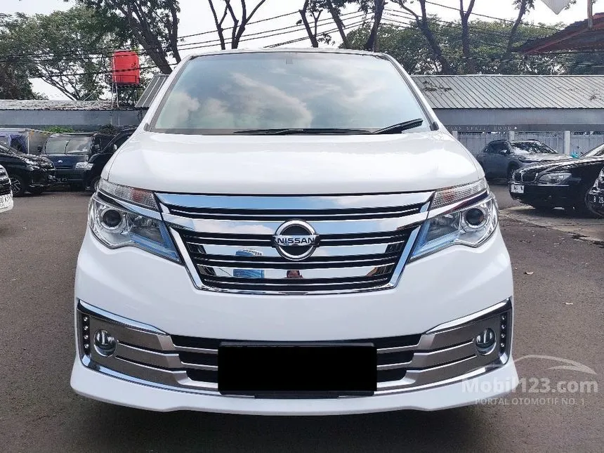 Jual Mobil Nissan Serena 2017 Autech 2.0 di DKI Jakarta Automatic MPV Putih Rp 218.000.000
