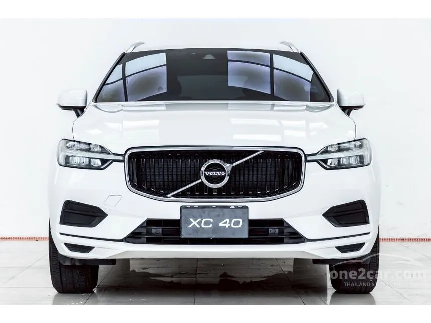 2020 Volvo XC60 D4 Momentum SUV