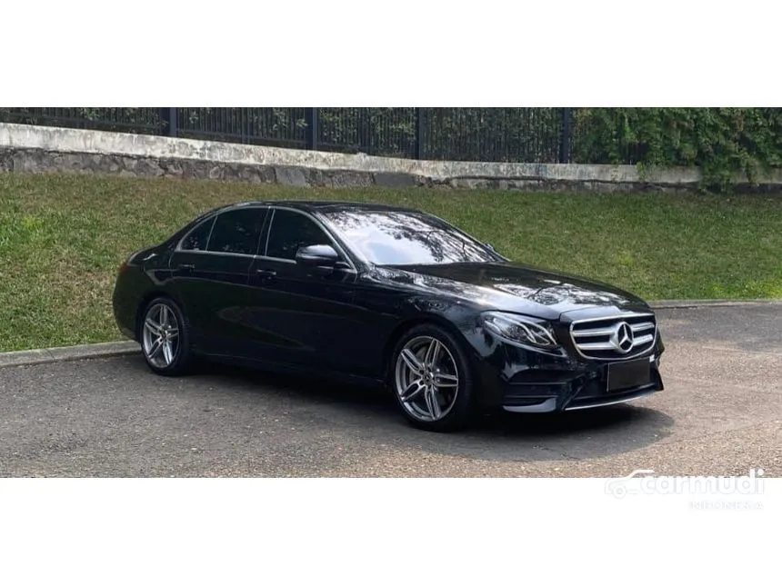 2018 Mercedes-Benz E300 AMG Line Sedan