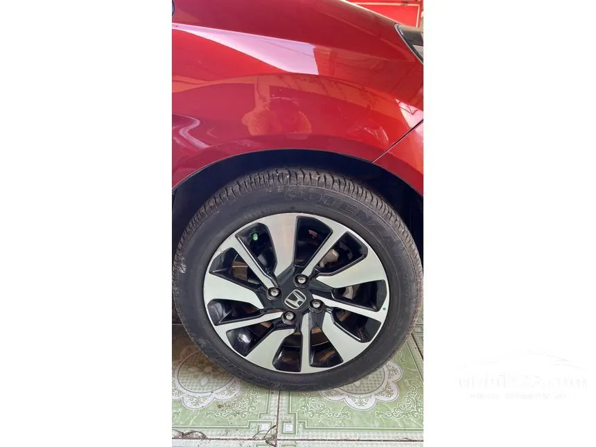 2018 Honda Brio RS Hatchback