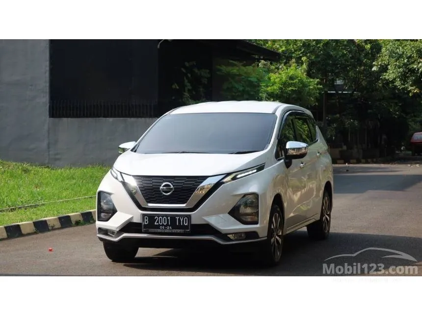 Jual Mobil Nissan Livina 2019 VL 1.5 di Banten Automatic Wagon Putih Rp 188.000.000