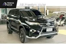 2016 Toyota FORTUNER 2.4 (ปี 15-25) V SUV