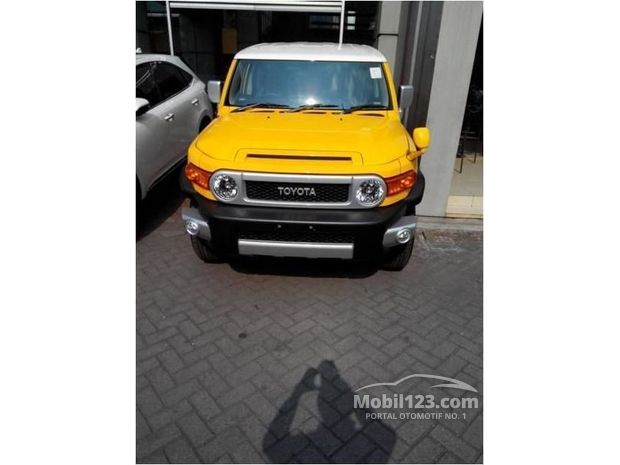  Toyota  Fj  Cruiser Mobil  Bekas Baru dijual di Indonesia 