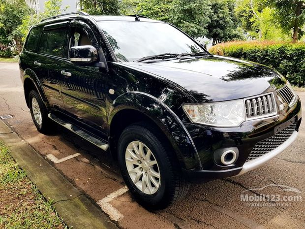 Mitsubishi Pajero  Sport Mobil  Tahun 2011 2011 bekas  dijual 