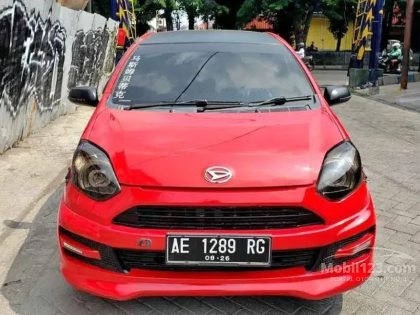 Jual Mobil Daihatsu Ayla 2015 M Sporty 1.0 di Jawa Timur Manual Hatchback Merah Rp 88.000.000