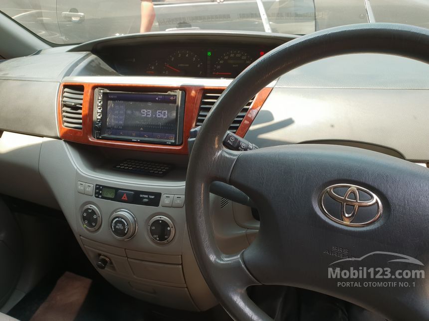 Jual Mobil Toyota Noah 2004 2.0 di Jawa Barat Automatic 