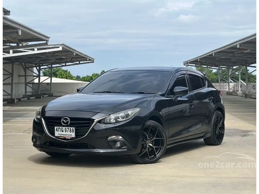 2015 Mazda 3 C Sports Hatchback