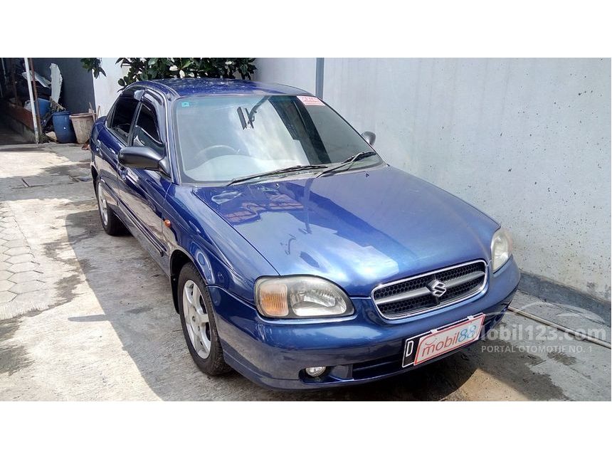 Suzuki baleno 2001