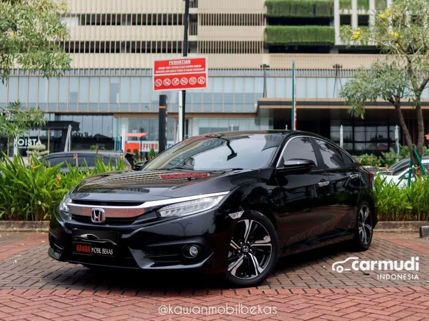 2017 Honda Civic ES Sedan