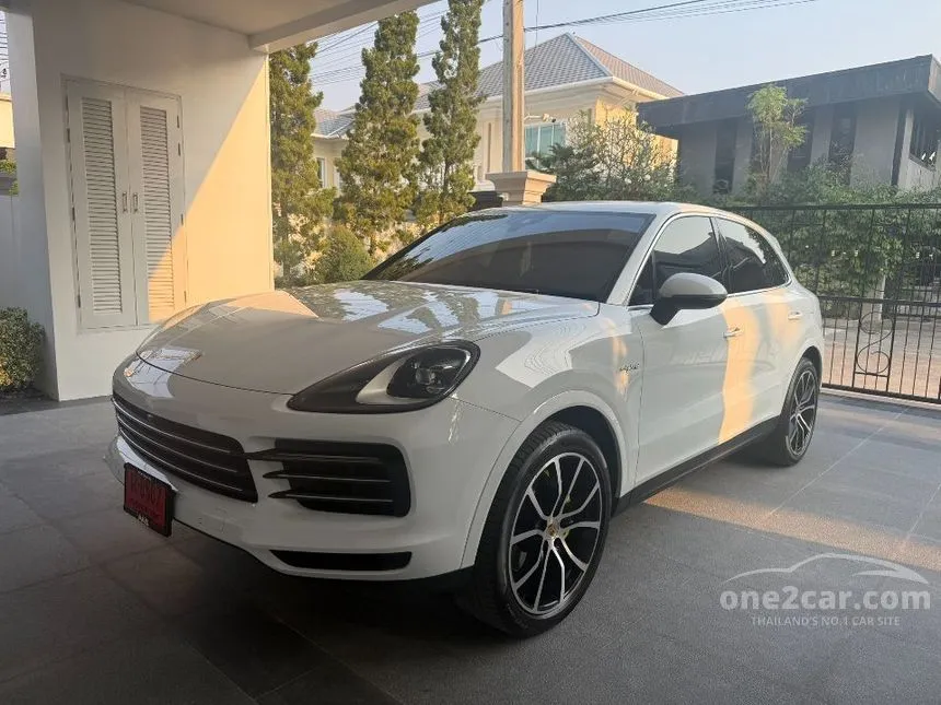 2021 Porsche CAYENNE E-Hybrid SUV