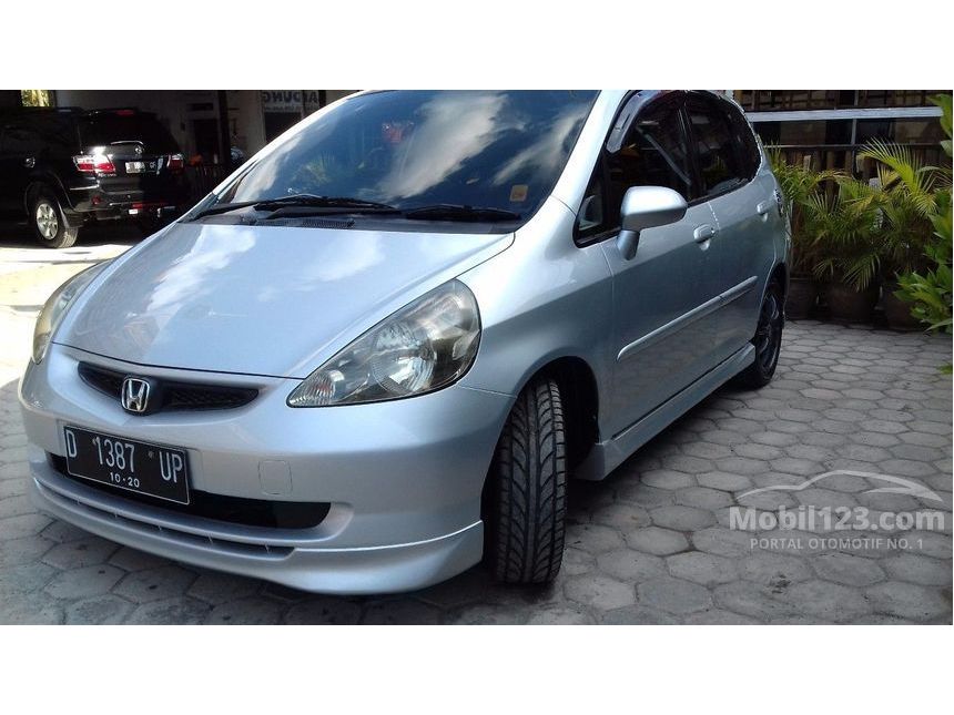 Jual Mobil  Honda Jazz  2005 VTEC  1 5 di Jawa Barat 