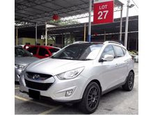 2011 Hyundai Tucson 2.0 Auto Premium SUV / TIP TOP CONDITIOAN / SUNROOF/MOONROOF/ FULL LEATHER SEAT/ PUST START /1 OWNER/ DISPLAY SCREEN / SPORT RIMS