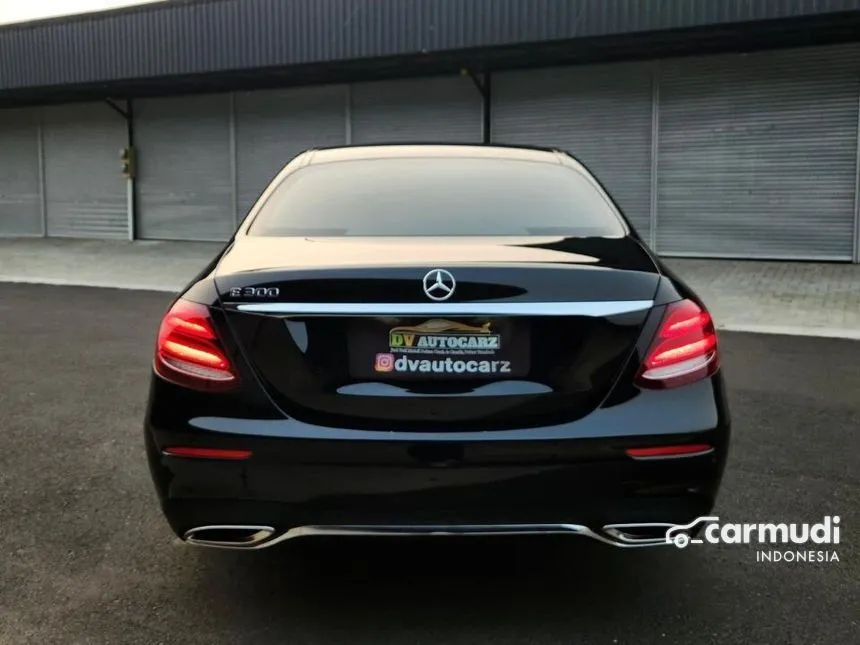 2017 Mercedes-Benz E300 AMG Line Sedan