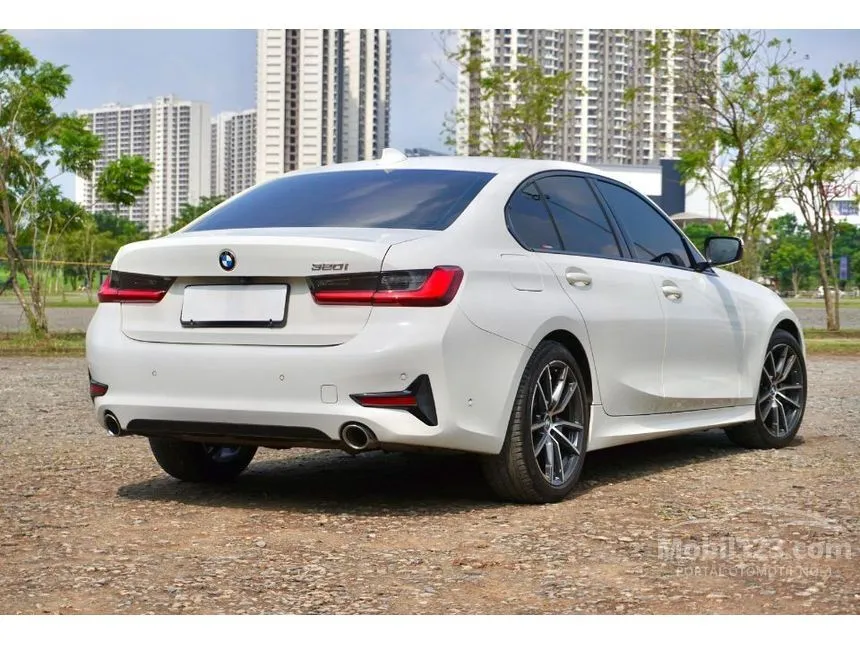 2020 BMW 320i Sport Sedan