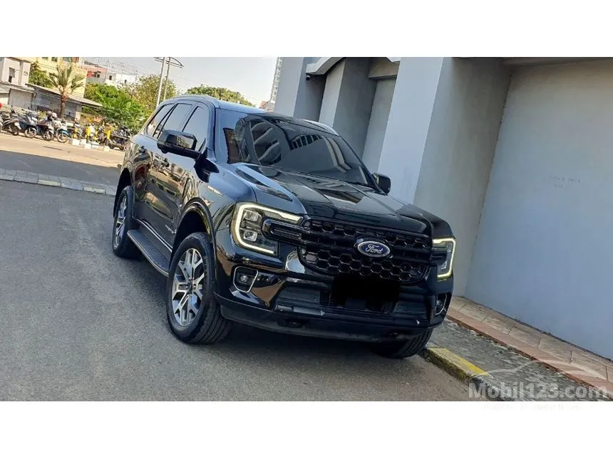 2024 Ford Everest Titanium SUV
