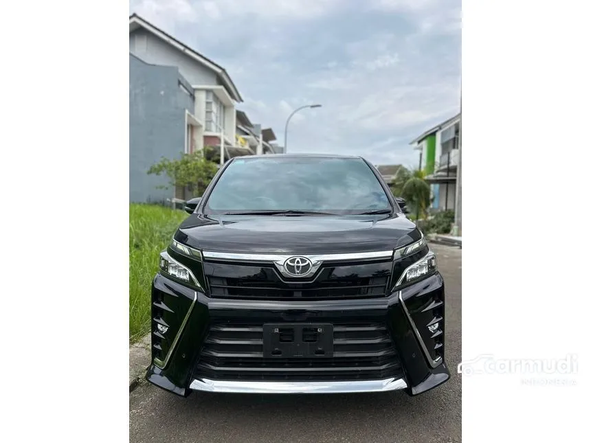 2021 Toyota Voxy MPV