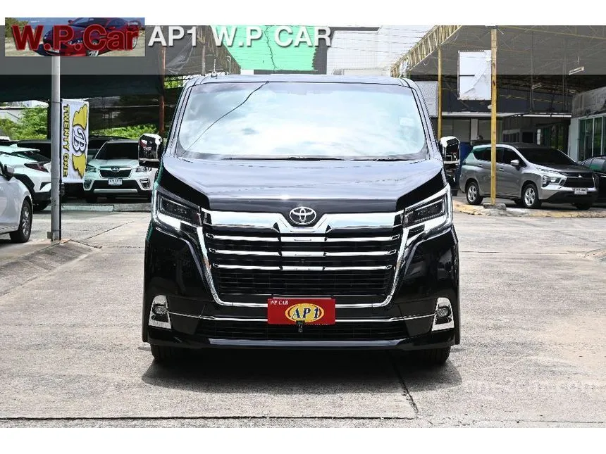 2020 Toyota Majesty Premium Van